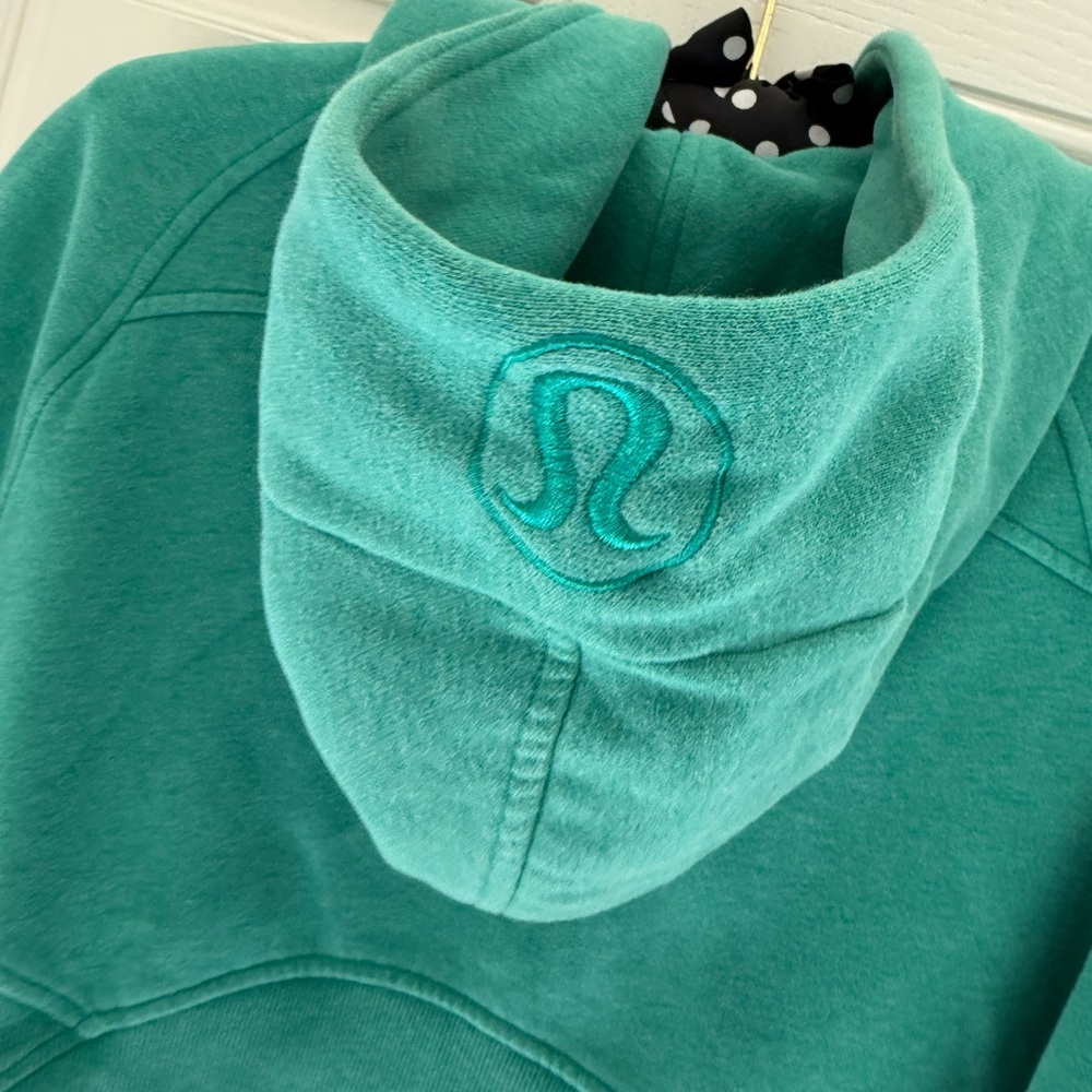 Lululemon green 1/2 zip scuba hoodie - Picture 6 of 6
